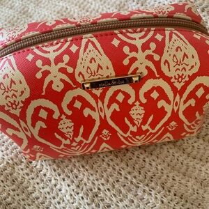 Makeup bag